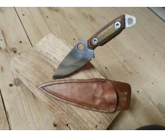 Coltello nuovo artigianale