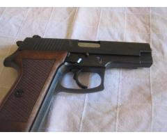 Bernardelli P 9 7.65 mm  PARABELLUM COMPAC Bernardelli P 9 7.65mm  PARABELLUM COMPAC Euro € 200,00